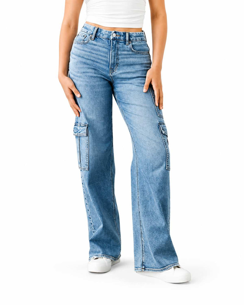 Women's Modern Wide Cargo High Waist Light Blue Denim Jeans Front View - Eizaro
