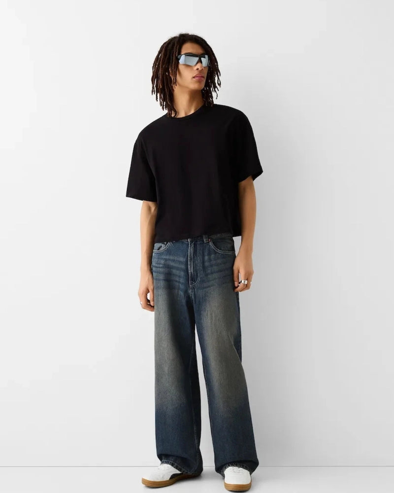 Waist and pocket detail of Eizaro dark blue baggy jeans