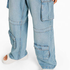 Close Up Detail of Multiple Pockets Cargo Wide Leg High Waist Pure Denim Jeans - Eizaro