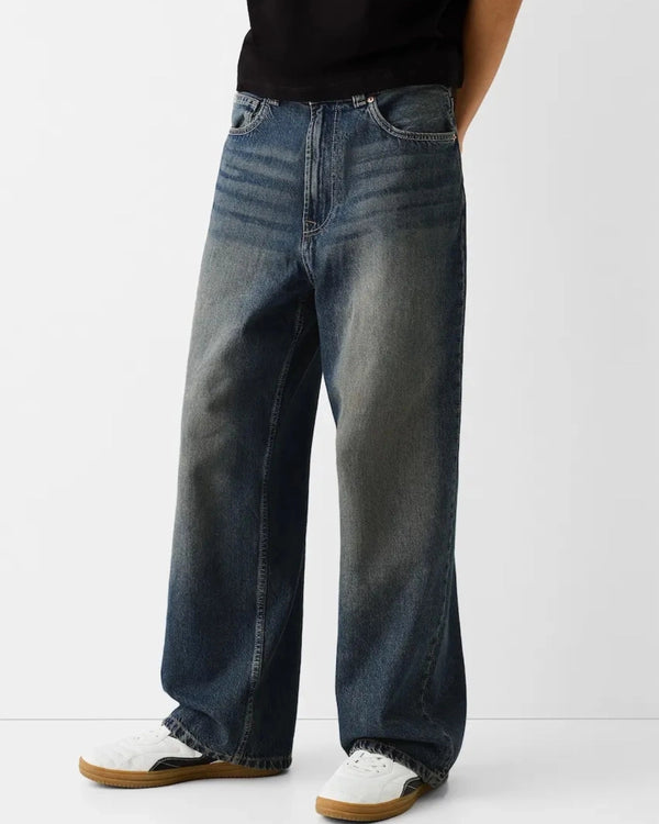 Side view of Eizaro super baggy wide leg denim jeans for men